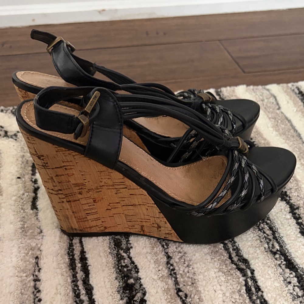 Black Strappy Wedges Size 9